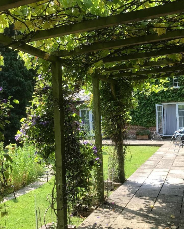The Old Coach House At Stewton Appartement Louth  Buitenkant foto